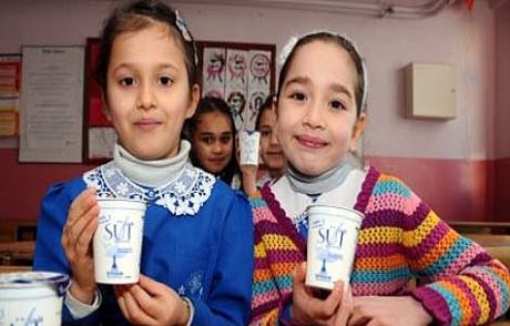 '7,2 Milyon Öğrenciye Süt' İhalesi İptal