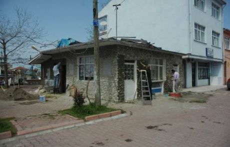 Yeni Mahallede Yaz Hazırlığı Başladı