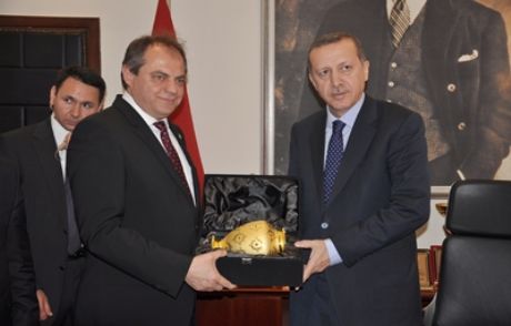 Başbakan'dan Tekirdağ Belediyesine Ziyaret
