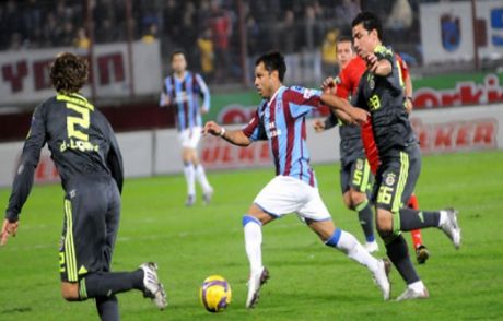 Futbolun Kalbi Avni Aker'de Atacak
