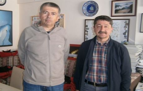 Doğayı Keşfetmek İçin Yaz Kış Yürüyorlar