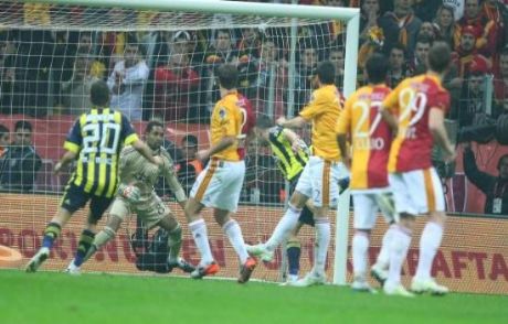 Arena'da 595 Milyon Liralık Derbi