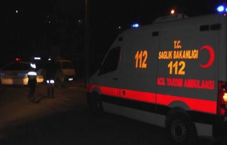 Pkk Yandaşları Ambulansa Saldırdı