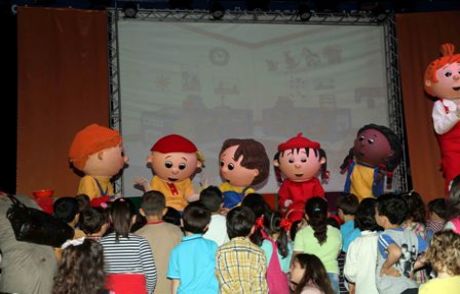 Dünya Çocukları Performanslarıyla Büyüledi