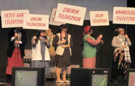 Gebze'de 7'den 70'e Tiyatro Keyfi