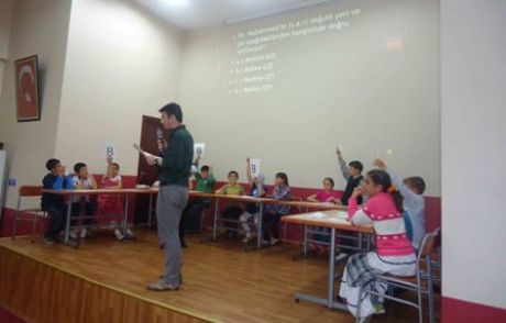 Bilgi Evi Öğrencilerinden Anlamlı Yarışma