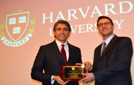 Demir'e Harvard Üniversitesi'nden Ödül