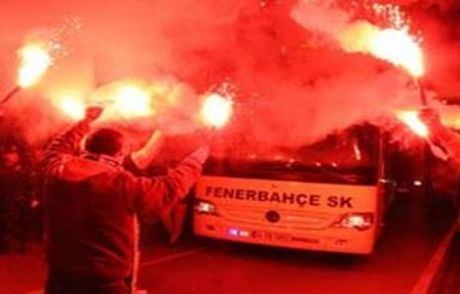Fenerbahçe'ye Coşkulu Karşılama
