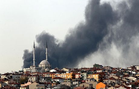 Gaziosmanpaşa'da Fabrika Yangını!