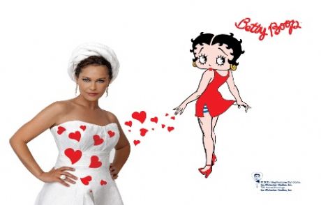 İşte Hülya! Betty Boop'la Papia'da
