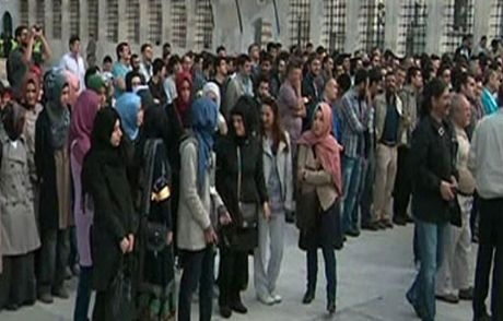 'inşallah Sosyalizm Gelecek'