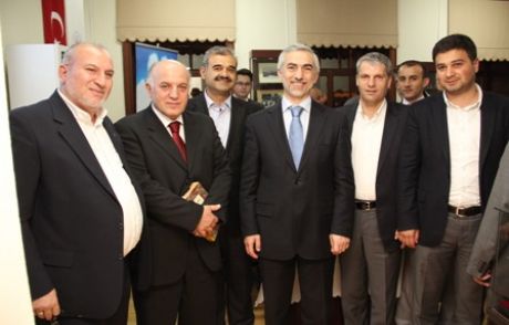 Yunus Emre'nin Mısralarıyla 'insan Sevgisi'