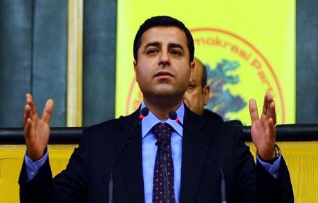Demirtaş'tan 'başkanlık Sistemi' Yorumu!