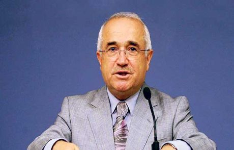 Çiçek'ten 'anneler Günü' Mesajı!