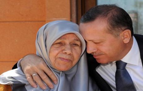 'bu Yıl İlk Kez Annesiz Geçiriyorum'