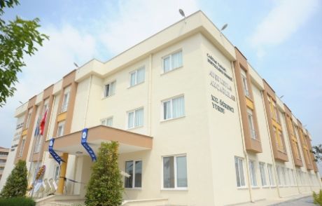 Kız Öğrenci Yurdu Genç Kızları Bekliyor