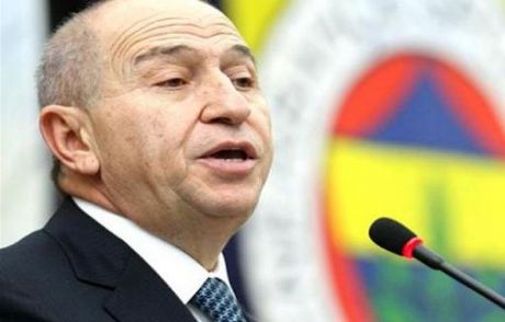 'g.saray'ı Aysal Mı İdare Ediyor, Terim Mi?'
