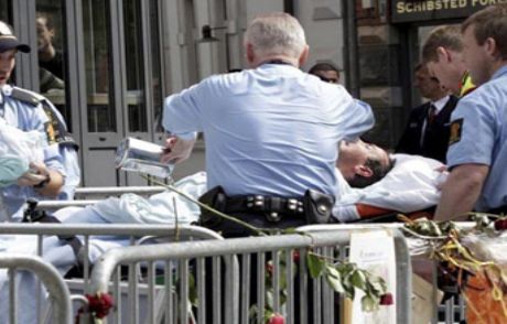 Breivik'in Mahkemesinde Kendini Yaktı!