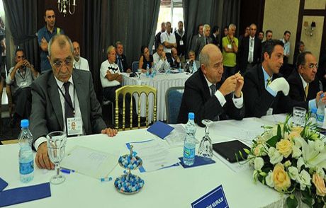 Fenerbahçe'de Tarihi Kongre