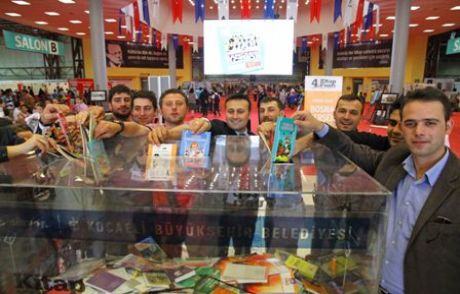 Van'a Kitap Bağışladılar!
