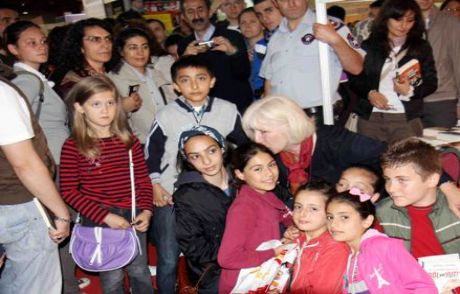 Ünlü Yazarlardan Tam Not!