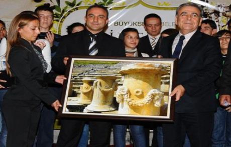 Tarihe Saygı'da '10. Yıl Gururu'