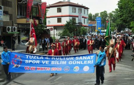 Tuzla'da Görkemli Final!