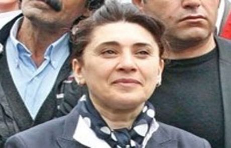 Leyla Zana'ya 10 Yıl Hapis