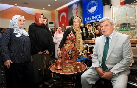 Derince, Ko-mek Sergisine Hayran Kaldı