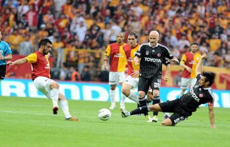 Aslan Evinde Kayıp!