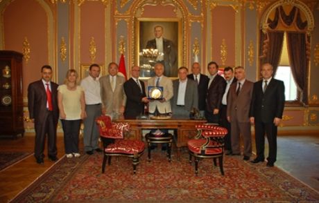 Vali Mutlu'dan Aygad'a Destek