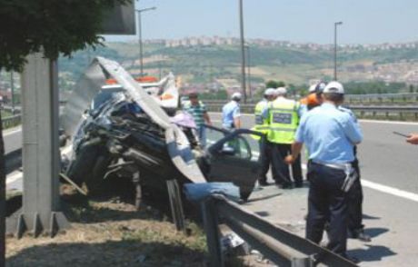 Kocaeli Tem Otoyolu'nda Kaza