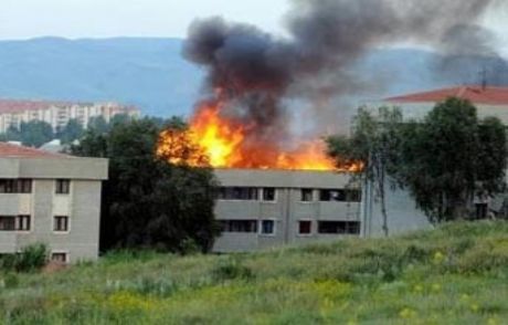 Tbmm Lojmanlarında Yangın Paniği