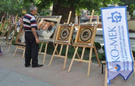 Yürüyüş Yolundaki Sergisi Büyük İlgi Gördü
