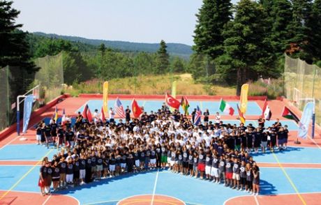 Çocuklara, Yaşayarak Ve Eğlenerek İngilizce