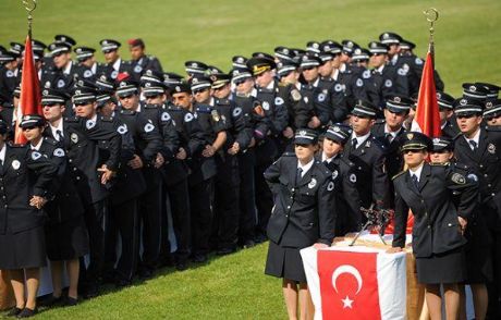 Polis Akademisi'nde Skandal