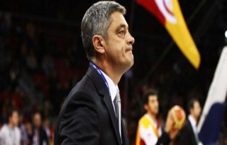 Oktay Mahmuti, Anadolu Efes Yolunda