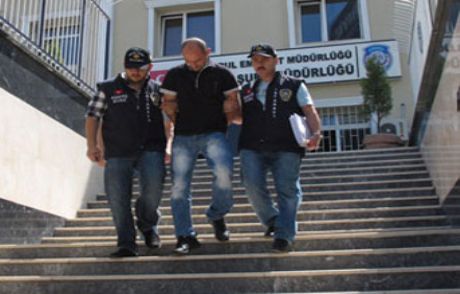 Eşini Taciz Eden Kayınpederini Öldürdü!