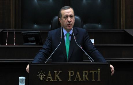 Tarihi Konuşmaya İki Dilde Tercüme