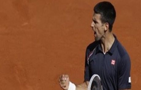 Federer'i Yıkan Djokovic Finalde!