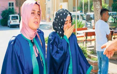 Başörtüsü Yasakçısı Görevden Uzaklaştırıldı