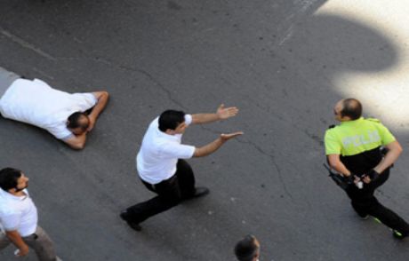 Trafik Polisinin Çıldırdığı An