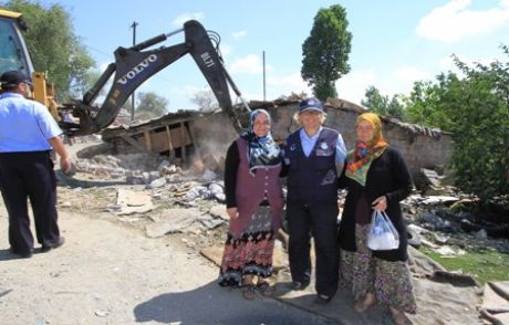 Sultangazi'de Mutlu Yıkım