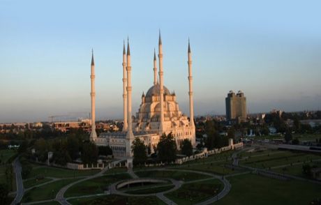 20 Bin Kişilik Cami Bu Yıl Da Cemaatsiz Kaldı