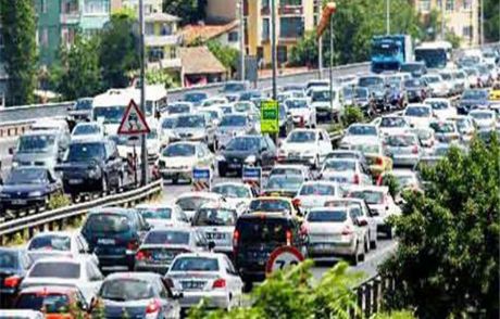 Uzmanlardan İstanbul Trafiği İçin Öneriler