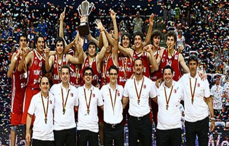 Yıldızlarımız Avrupa Şampiyonu!