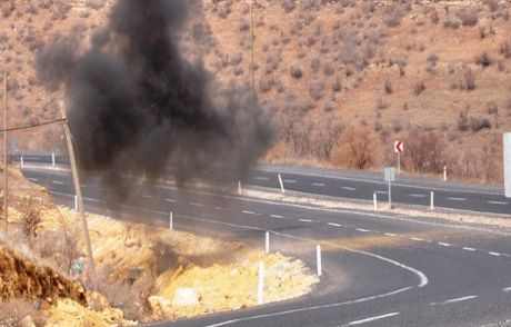 Pkk'lılar Köprüyü Havaya Uçurdu