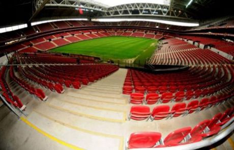 Tt Arena'ya Şok Baskın!