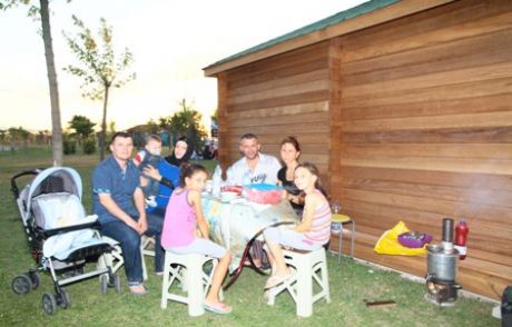 Başiskele Sahil Parkı'nda İftar Keyfi