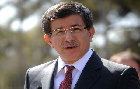 Davutoğlu'ndan Tarihi Ziyaret